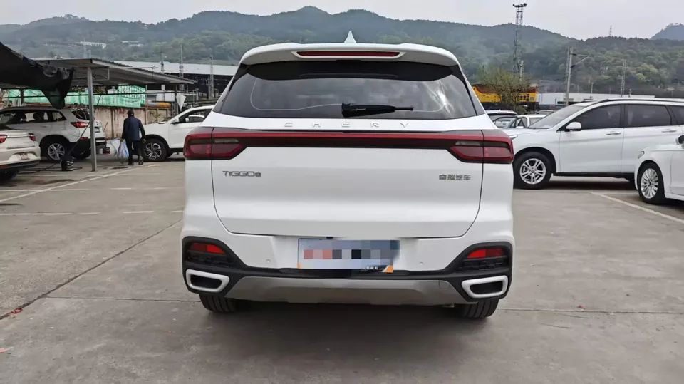 Chery Tiggo 8 Tiggo 8 2024 Honor Edition 230TCI Automatic Excellence Edition 5 Seaters 2024 — thumbnail 2