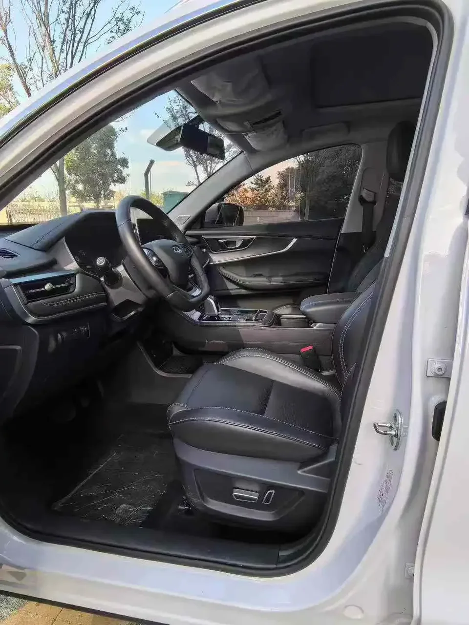 Chery Tiggo 8 Tiggo 8 2024 Honor Edition 230TCI Automatic Excellence Edition 5 Seaters 2024 — thumbnail 5