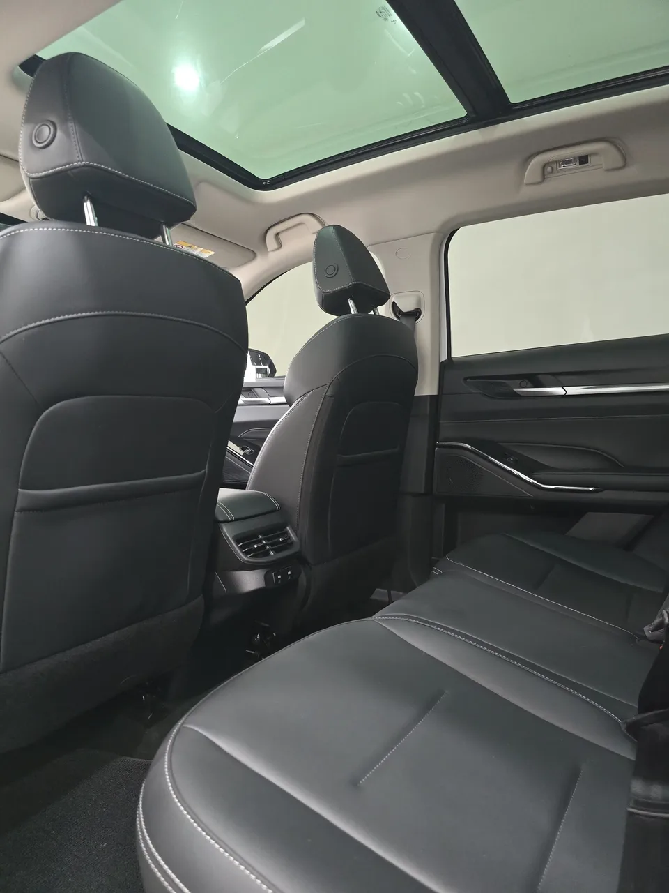 Haval H6 Haval H6 2022 The third generation 1.5T automatic two-wheel drive Max 2023 — thumbnail 3