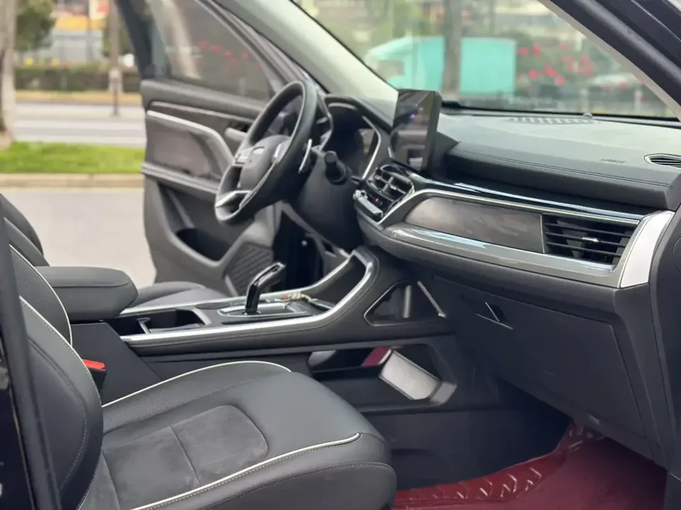 Haval H6 Haval H6 2023 National Trend Edition 1.5T Automatic Champion Edition 2023 — thumbnail 5