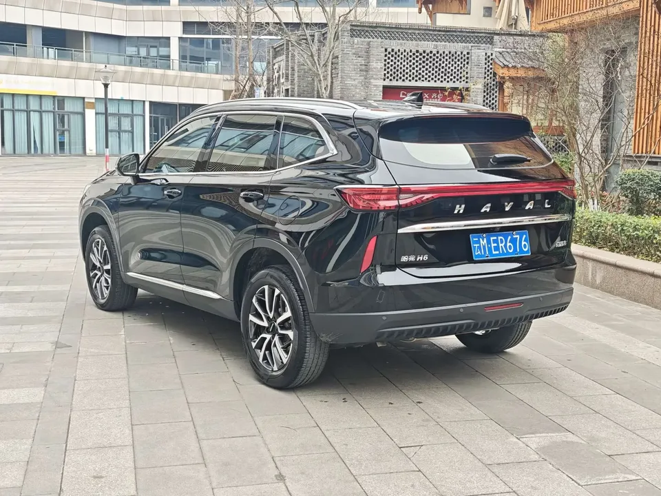Haval H6 Haval H6 2024 1.5T Automatic 2WD Classic Edition 2025 — thumbnail 2