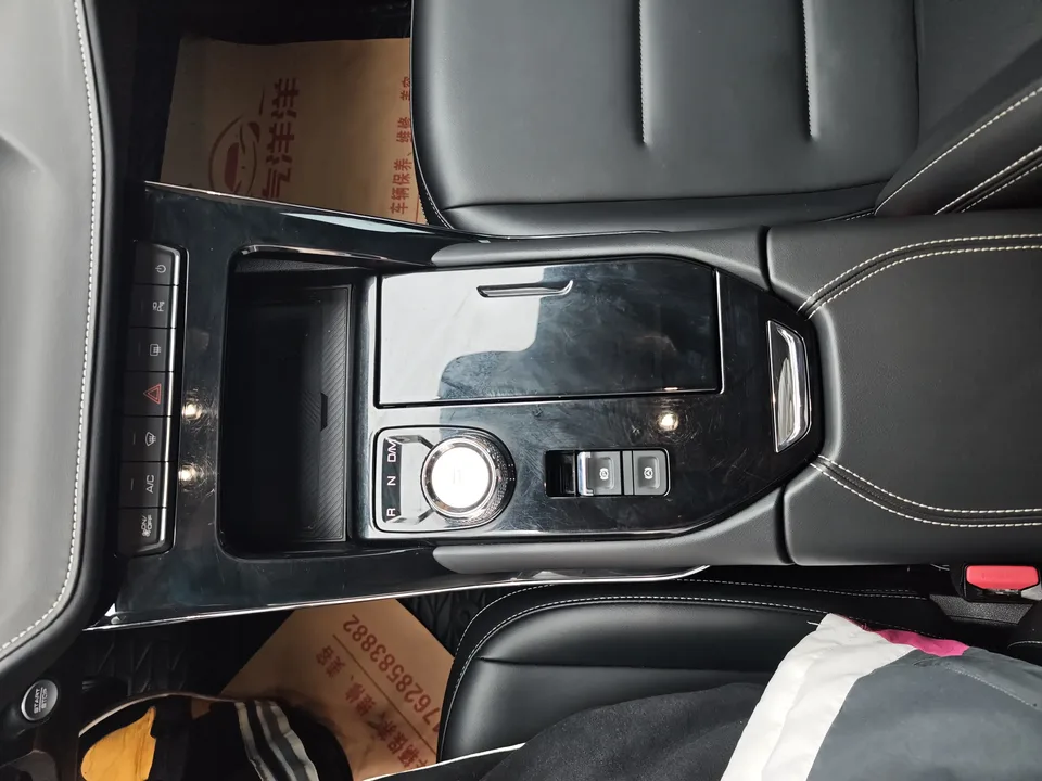 Haval H6 Haval H6 2024 1.5T Automatic 2WD Classic Edition 2025 — thumbnail 4