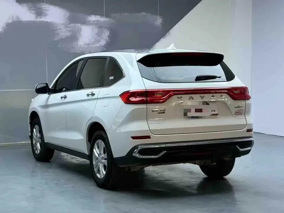 Haval M6 Haval M6 2021 PLUS 1.5T Manual Elite Smart Link 2024 — thumbnail 4