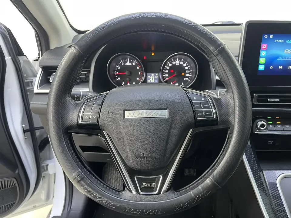 Haval M6 Haval M6 2021 PLUS 1.5T DCT Luxury Intelligent Connection 2022 — thumbnail 3
