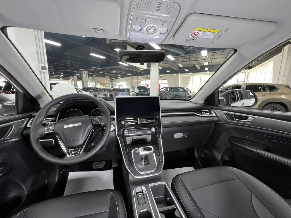 Haval M6 Haval M6 2021 PLUS 1.5T DCT Luxury Intelligent Connection 2022 — thumbnail 5