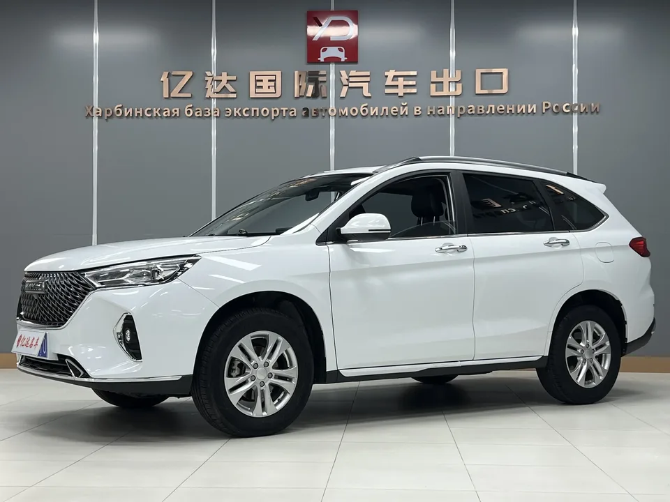 Haval M6 Haval M6 2021 PLUS 1.5T DCT Luxury Intelligent Connection 2022 — photo 1, buy with delivery to Moscow