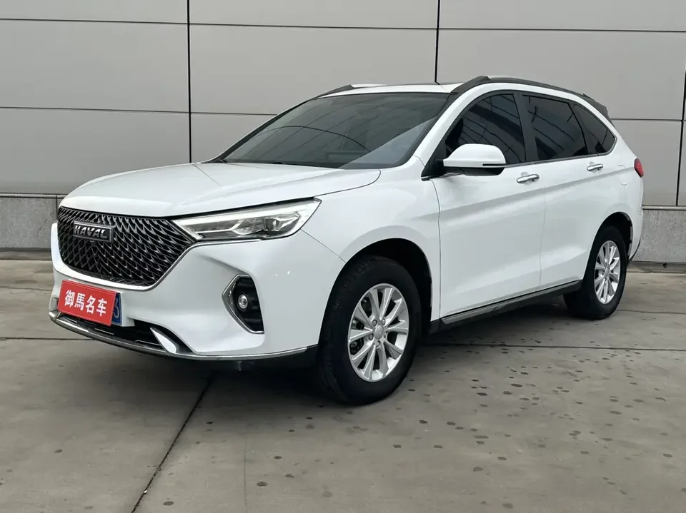 Haval M6 Haval M6 2021 PLUS 1.5T DCT Luxury Intelligent Connection 2022 — photo 1, buy with delivery to Moscow