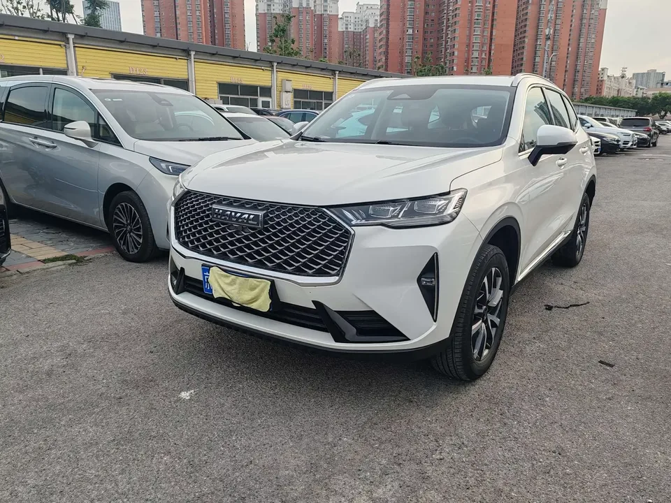 Haval H6 Haval H6 2024 1.5T Automatic 2WD Max Edition 2024 — photo 1, buy with delivery to Moscow