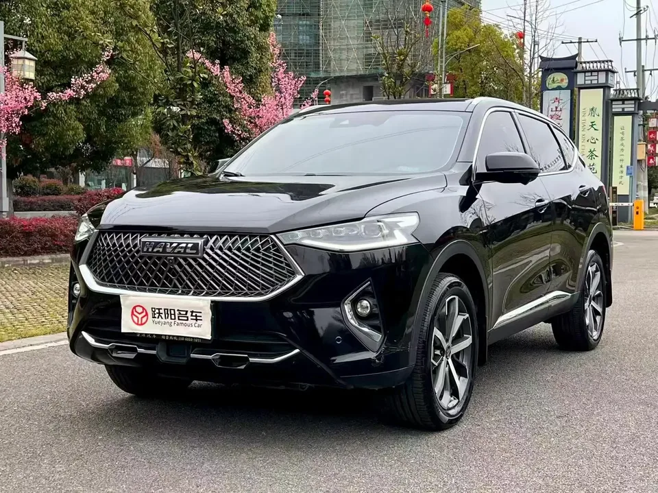 Haval F7 Haval F7 2021 1.5T i 2022 — photo 1, buy with delivery to Moscow
