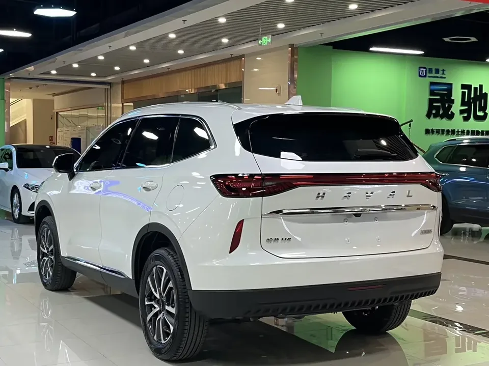 Haval H6 Haval H6 2022 The third generation 1.5T automatic two-wheel drive Max 2024 — thumbnail 2