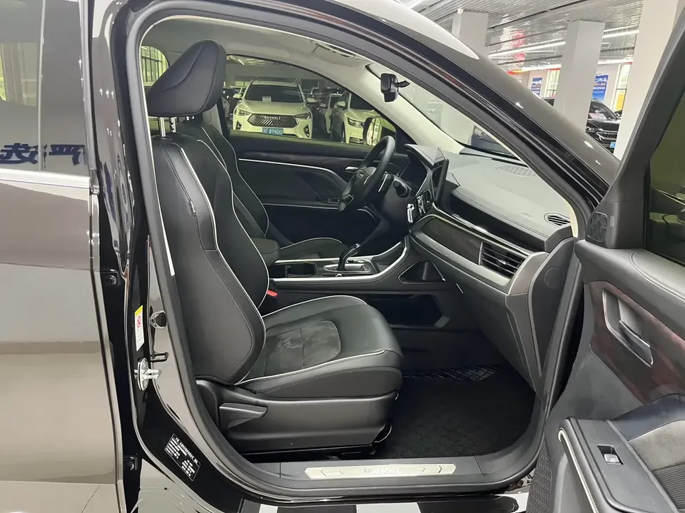 Haval H6 Haval H6 2021 Second generation 1.5T automatic champion version 2023 — thumbnail 3