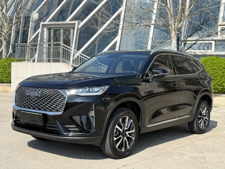 Haval H6 Haval H6 2022 The third generation 1.5T automatic two-wheel drive Pro 2024 — photo 1, buy with delivery to Moscow