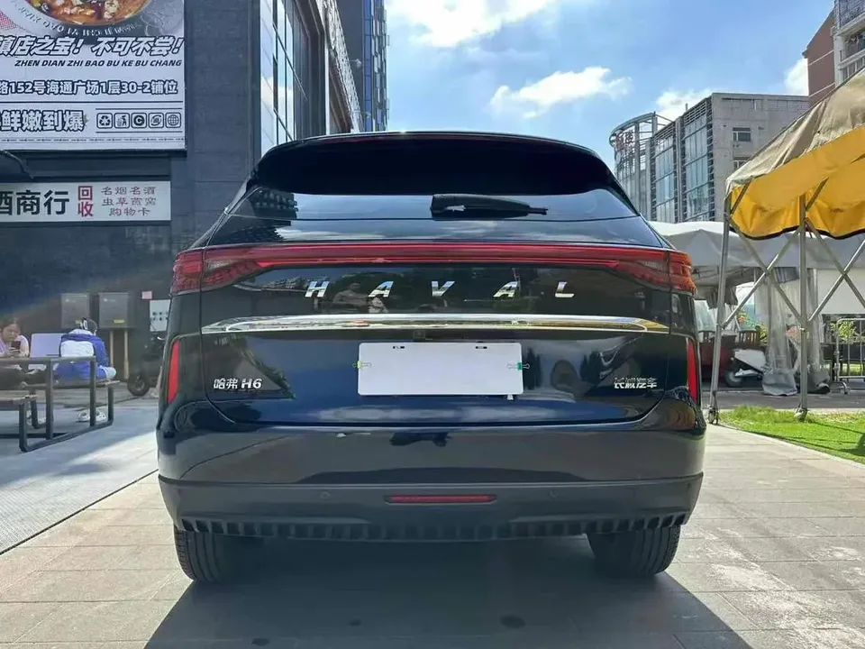 Haval H6 Haval H6 2022 The third generation 1.5T automatic two-wheel drive Max 2022 — thumbnail 2