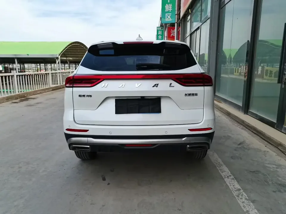 Haval H6 Haval H6 2023 National Trend Edition 1.5T Automatic City Edition 2024 — thumbnail 2