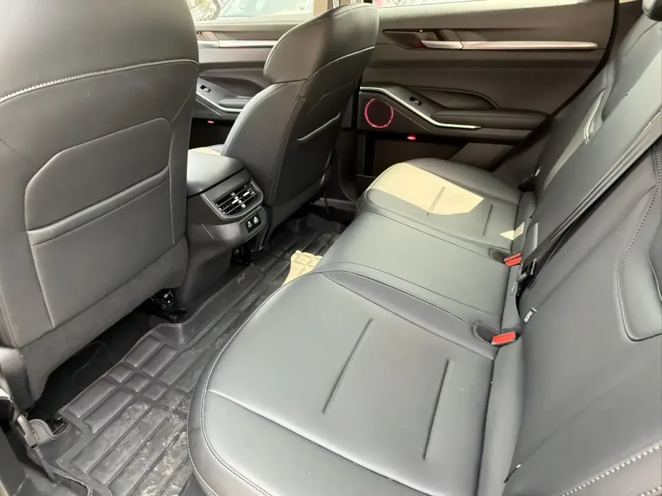 Haval H6 Haval H6 2024 1.5T Automatic 2WD Classic Edition 2025 — thumbnail 4