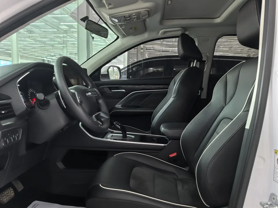 Haval H6 Haval H6 2021 Second generation 1.5T automatic city version 2022 — thumbnail 2