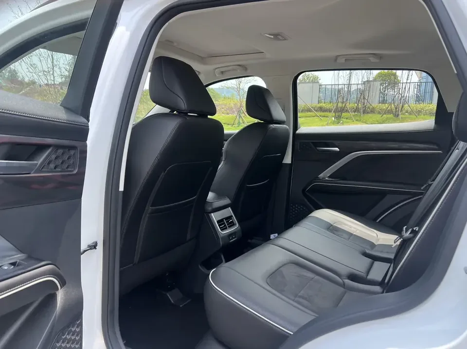 Haval H6 Haval H6 2023 National Trend Edition 1.5T Automatic City Edition 2023 — thumbnail 4
