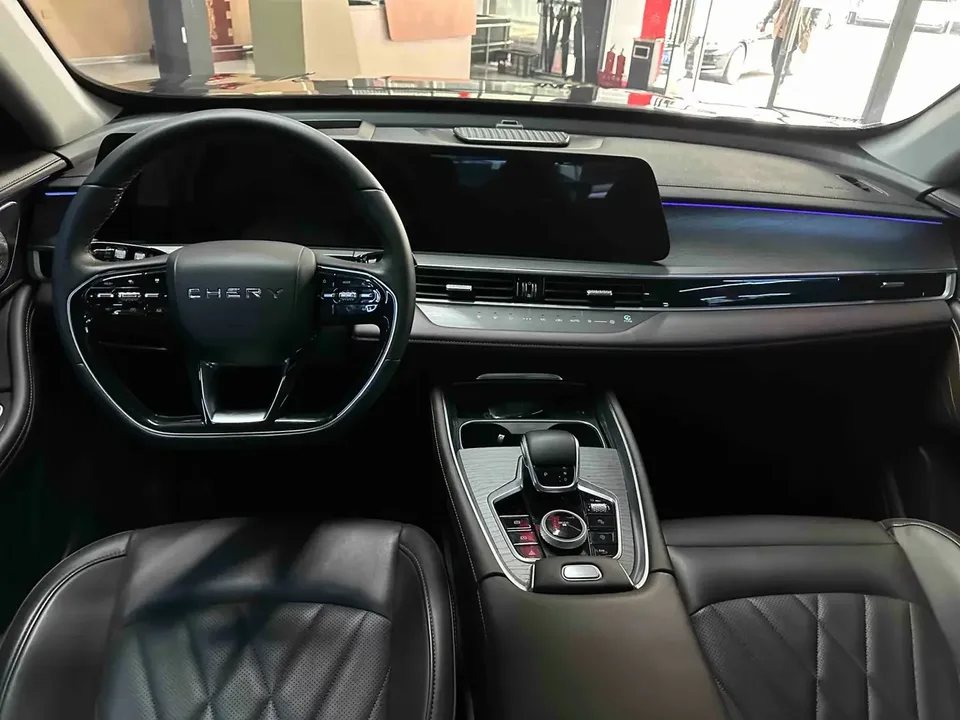 Chery Tiggo 8 Pro Tiggo 8 PRO 2024 Champion Edition 290T 2WD Peak Edition 5 Seaters 2024 — thumbnail 3