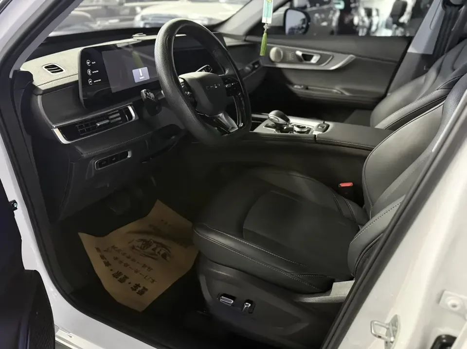 Chery Tiggo 8 Pro Tiggo 8 PRO 2025 290T 2WD Deluxe Edition 2025 — thumbnail 3