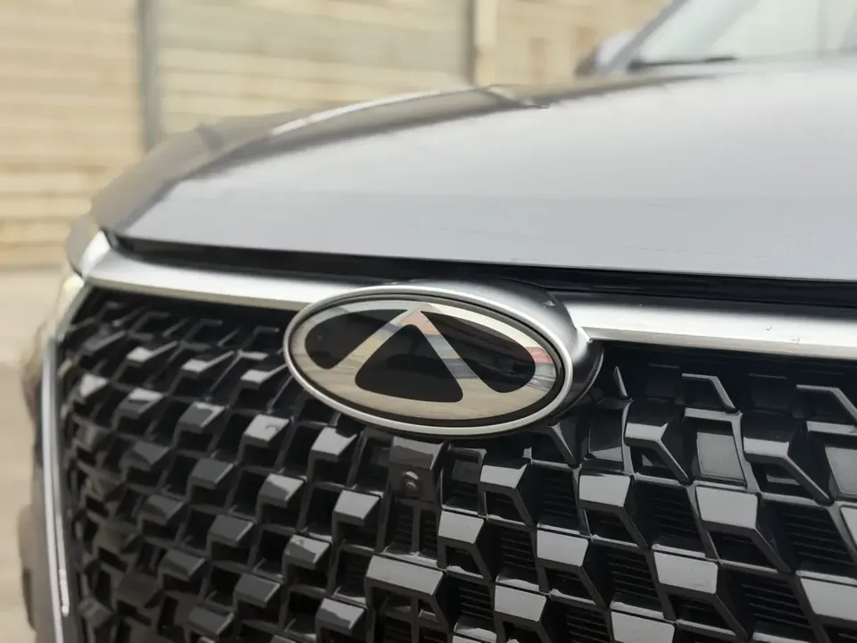 Chery Tiggo 8 Pro Tiggo 8 PRO 2025 290T 2WD Premium Edition 2024 — thumbnail 3