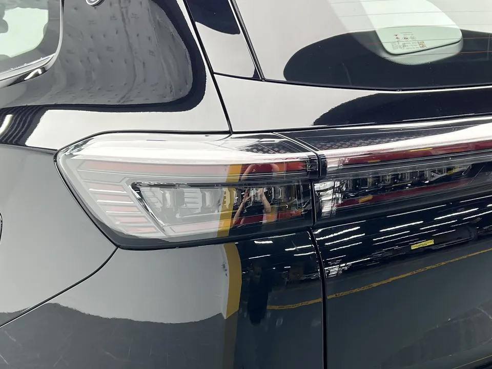 Chery Tiggo 8 PLUS Tiggo 8 PLUS 2025 Kunpeng 290TGDI DCT Pro Edition 2026 — thumbnail 4