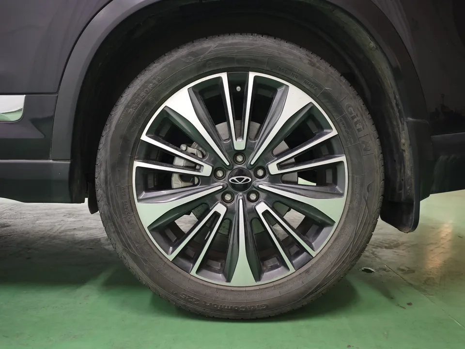 Chery Tiggo 8 PLUS Tiggo 8 PLUS 2024 Champion Edition Kunpeng 290TGDI DCT Luxury Edition 7 Seaters 2024 — thumbnail 3