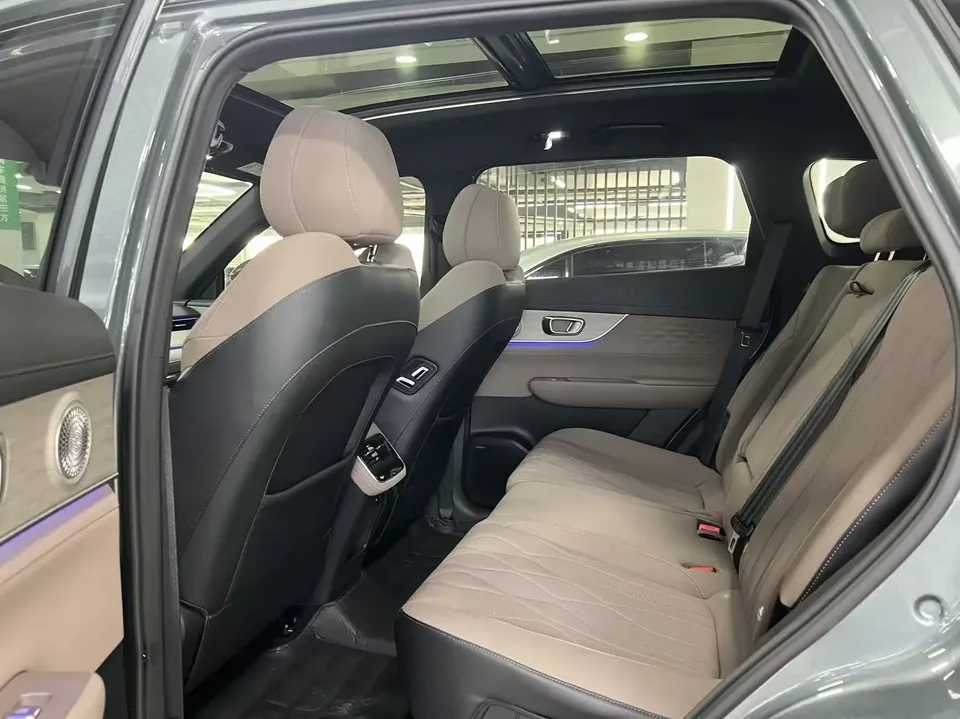 Chery Tiggo 8 PLUS Tiggo 8 PLUS 2025 Kunpeng 290TGDI DCT Premium 2024 — thumbnail 4