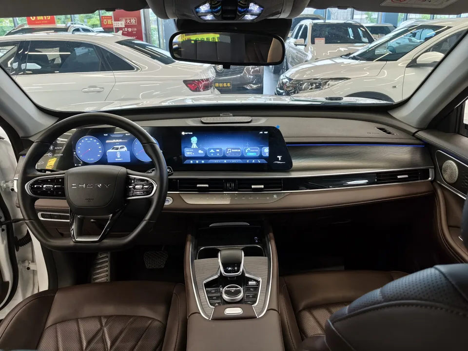 Chery Tiggo 8 PLUS Tiggo 8 PLUS 2024 Champion Edition Kunpeng 390TGDI DCT Heroic Edition 5 Seaters 2024 — миниатюра 4