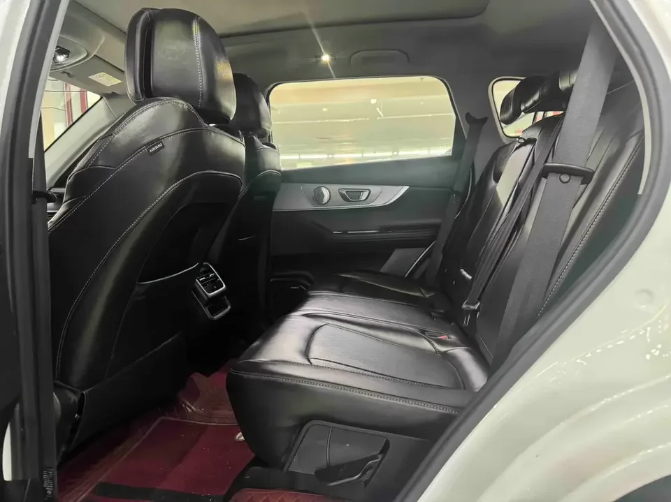Chery Tiggo 8 PLUS Tiggo 8 PLUS 2024 Champion Edition Kunpeng 290TGDI DCT Pride Edition 5-seater 2024 — thumbnail 3