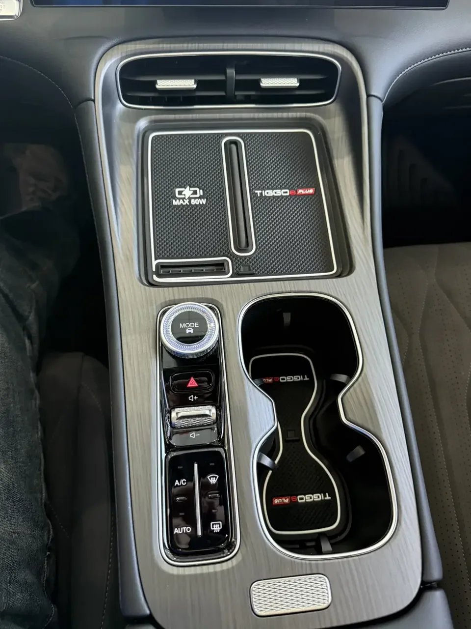 Chery Tiggo 8 PLUS Tiggo 8 PLUS 2025 Kunpeng 290TGDI DCT Deluxe Edition 2025 — thumbnail 4