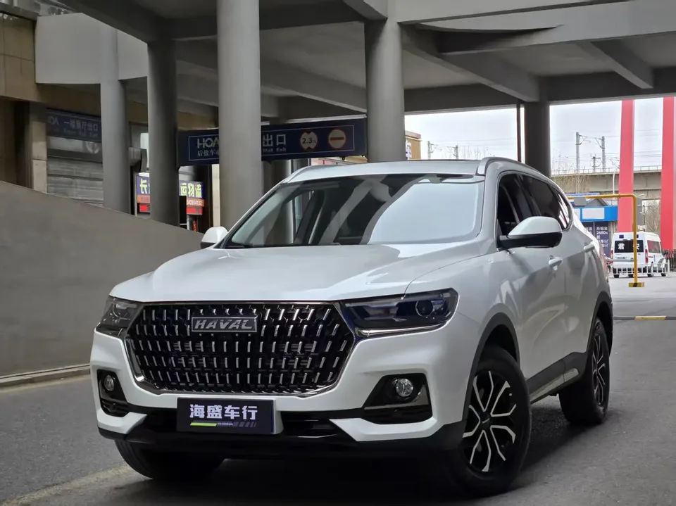 Haval H6 Haval H6 2023 National Trend Edition 1.5T Automatic City Edition 2024 — photo 1, buy with delivery to Moscow
