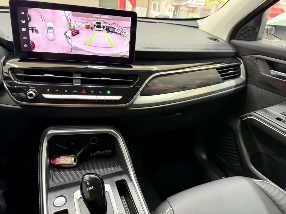 Haval H6 Haval H6 2023 National Trend Edition 1.5T Automatic City Edition 2023 — thumbnail 3