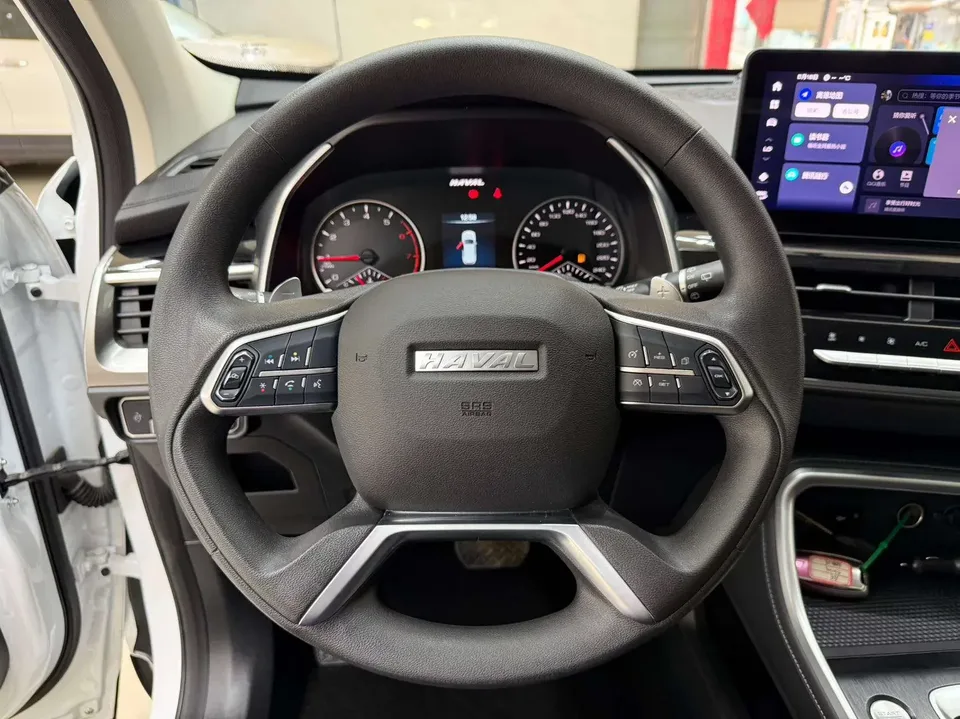 Haval H6 Haval H6 2023 National Trend Edition 1.5T Automatic City Edition 2023 — thumbnail 4