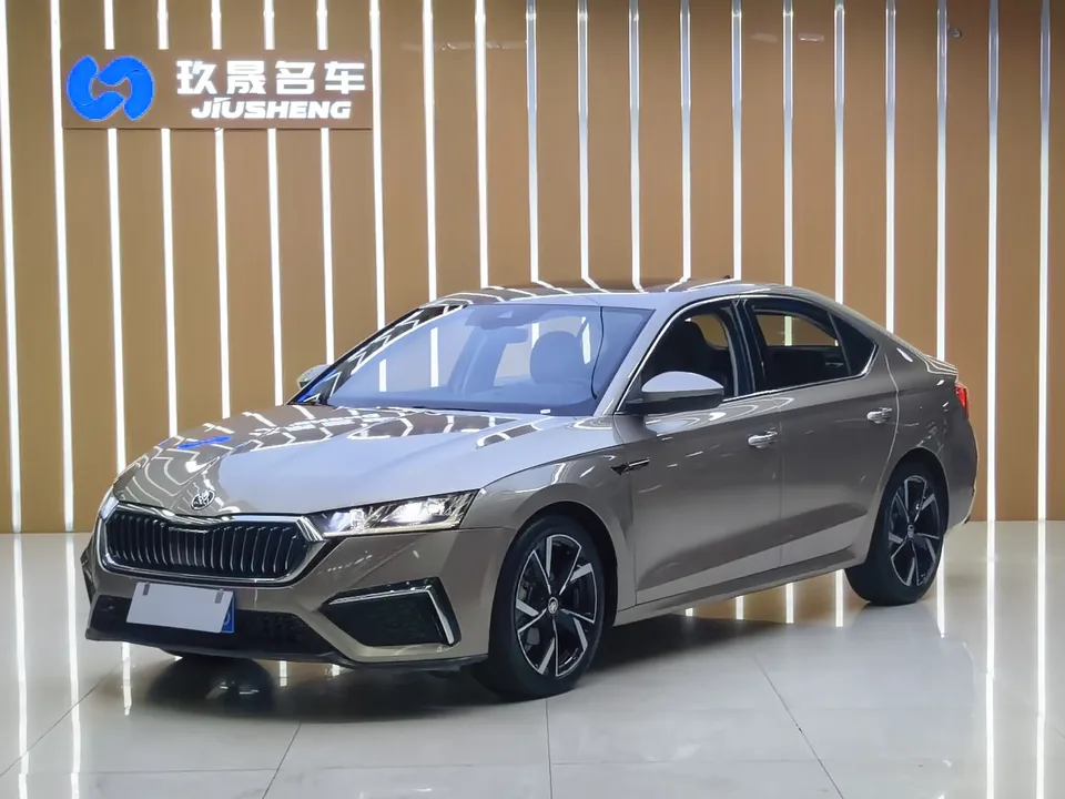 Skoda Octavia Octavia 2021 PRO TSI280 DSG Premium Edition 2022 — фото 1, купить с доставкой в Москву