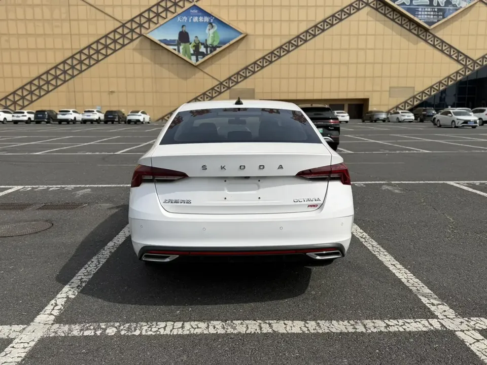 Skoda Octavia Octavia 2022 PRO TSI280 DSG Premium Edition 2022 — thumbnail 2