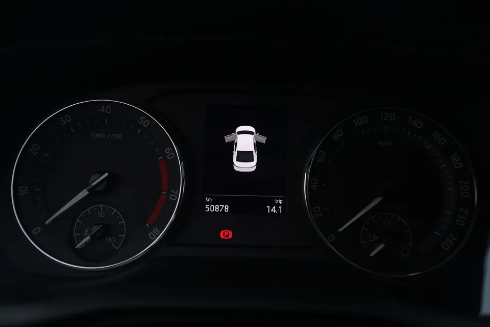 Skoda Octavia Octavia 2022 PRO TSI280 DSG Premium Edition 2022 — миниатюра 4