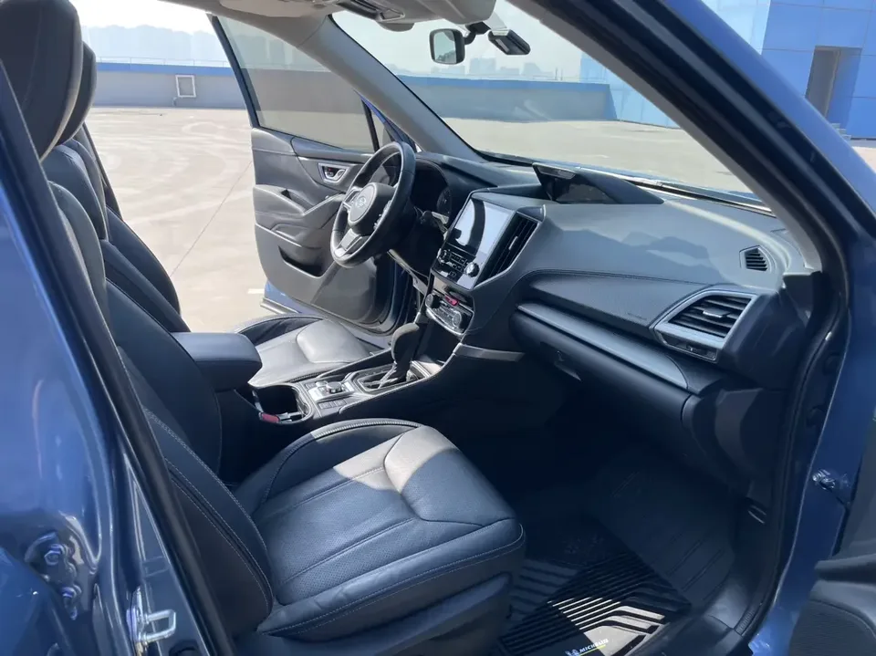 Subaru Forester FORESTERForest man 2021 2.0i Ultimate EyeSight 2022 — thumbnail 3