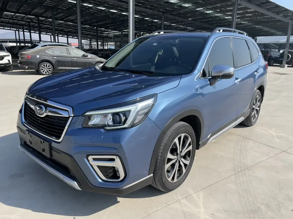 Subaru Forester FORESTERForest man 2021 2.0i Ultimate EyeSight 2022 — photo 1, buy with delivery to Moscow
