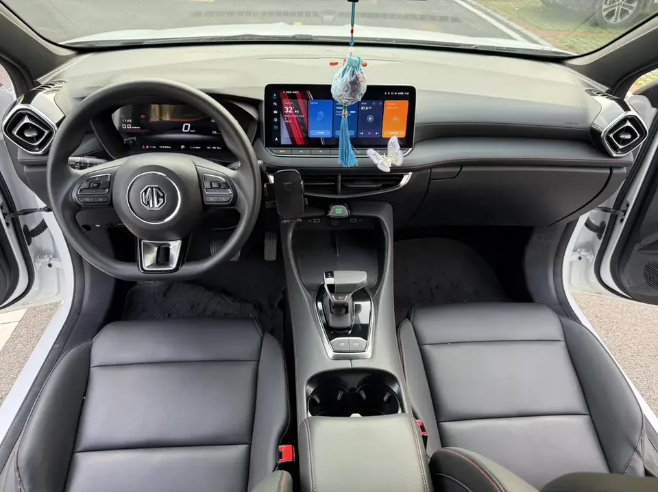 MG 5 MG5 2025 300TGI Global Flagship Edition 2025 — thumbnail 4