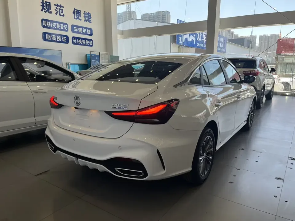 MG 5 MG5 2025 180DVVT Global First Edition 2025 — миниатюра 4