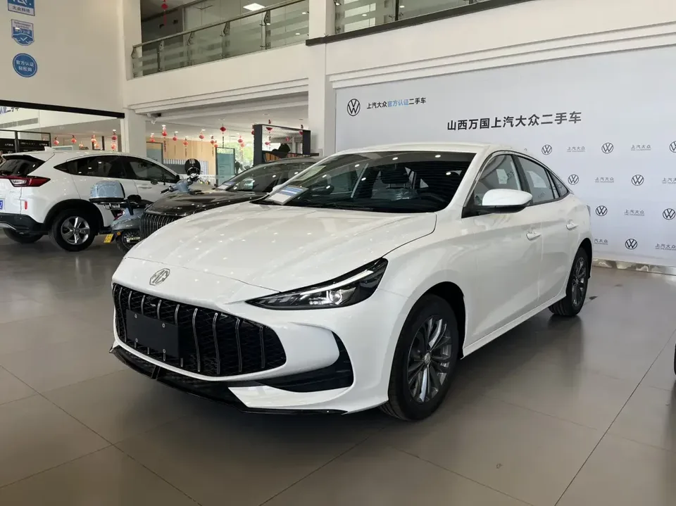 MG 5 MG5 2025 180DVVT Global First Edition 2025 — фото 1, купить с доставкой в Москву