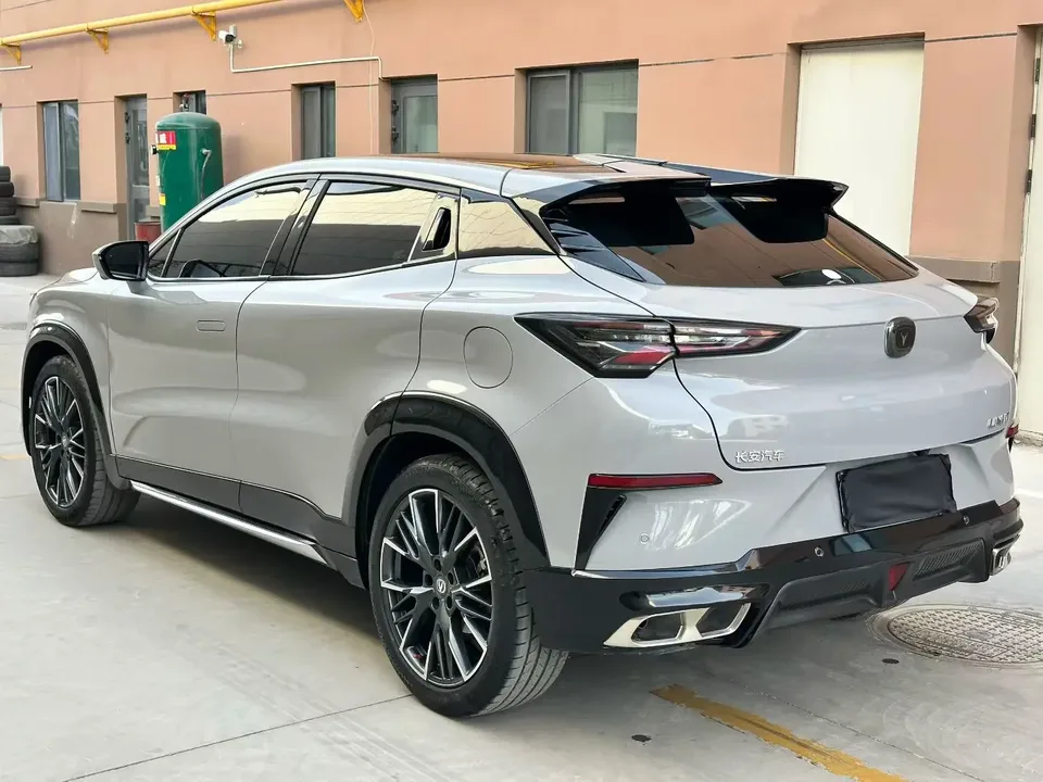 Changan UNI-T Changan UNI-T 2023 Second generation 1.5T premium model 2023 — thumbnail 4