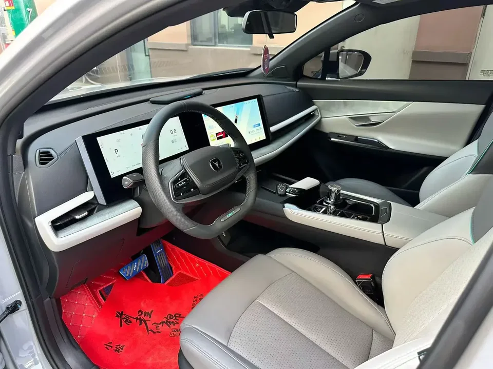 Changan UNI-T Changan UNI-T 2023 Second generation 1.5T premium model 2023 — thumbnail 5