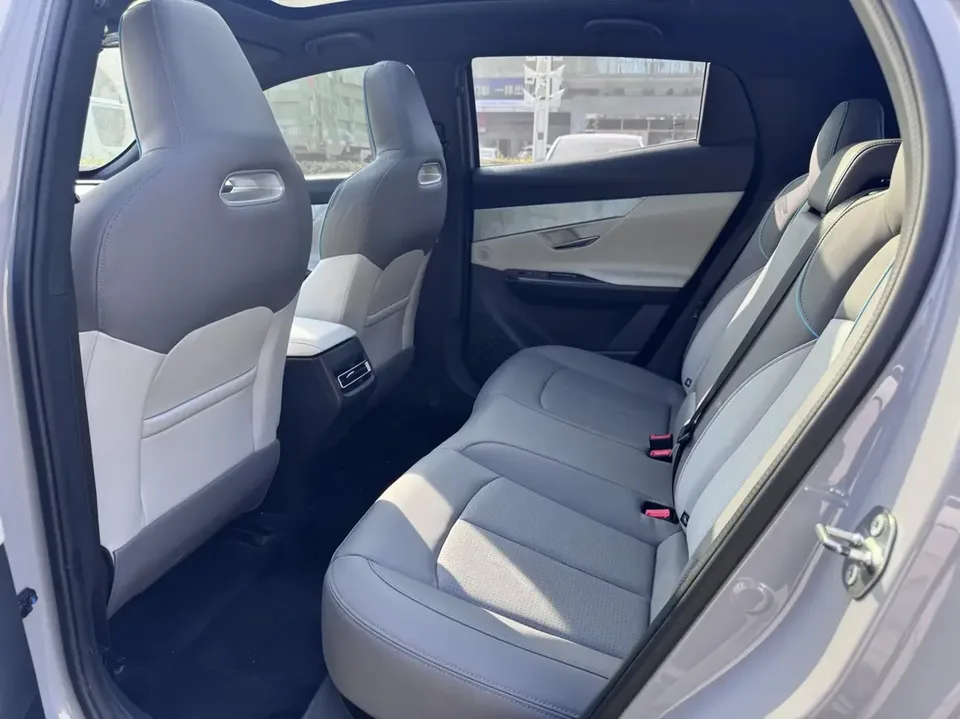 Changan UNI-T Changan UNI-T 2023 Second generation 1.5T premium model 2024 — thumbnail 3
