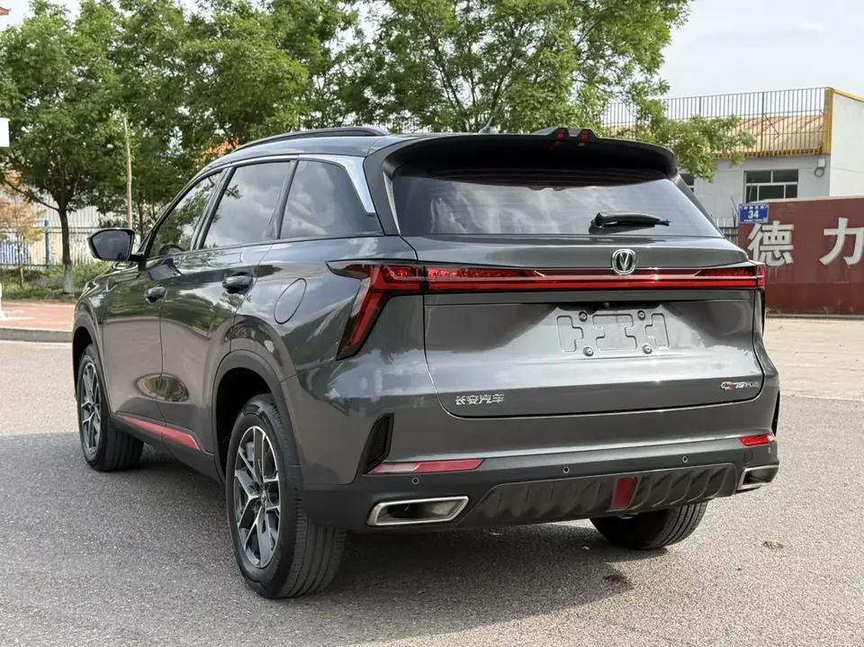 Changan CS75PLUS Changan CS75 PLUS 2022 Second generation 1.5T automatic pilot model 2023 — thumbnail 2