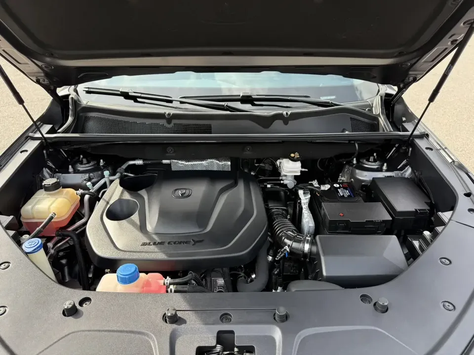 Changan CS75PLUS Changan CS75 PLUS 2022 Second generation 1.5T automatic pilot model 2023 — thumbnail 3