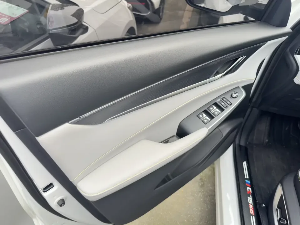 Changan CS75PLUS Changan CS75 PLUS 2023 The third generation champion version 1.5T automatic intelligent driving strong navigation 2024 — thumbnail 5