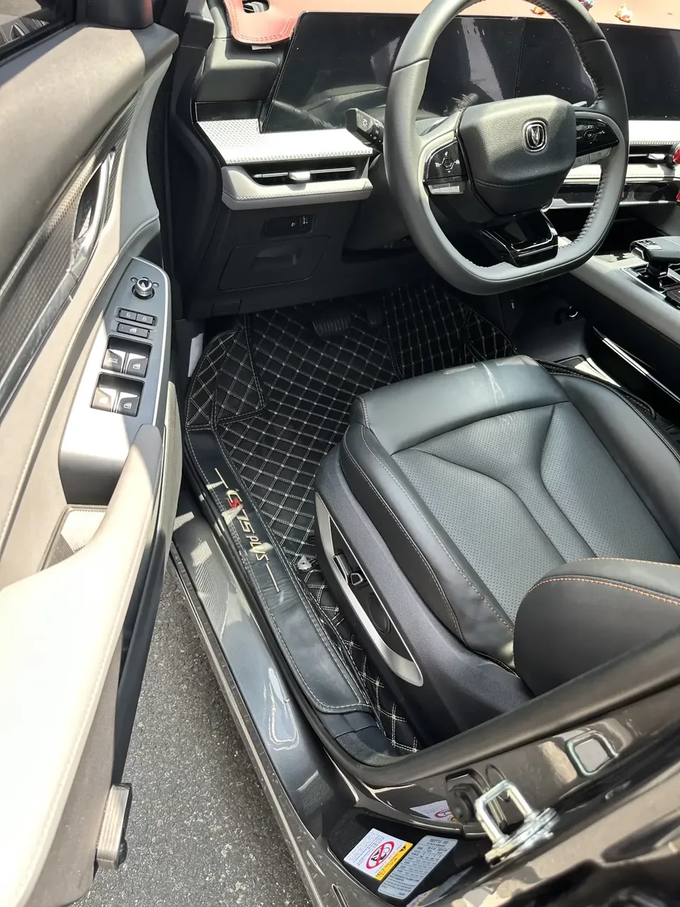 Changan CS75PLUS Changan CS75 PLUS 2022 Second generation 1.5T automatic luxury model 2024 — thumbnail 4