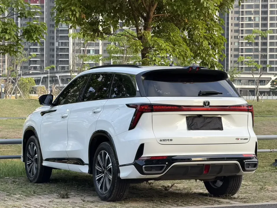 Changan CS75PLUS Changan CS75 PLUS 2023 The third generation 1.5T automatic premium model 2024 — thumbnail 2