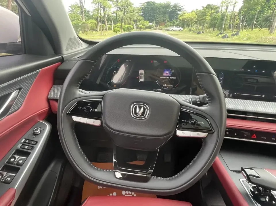 Changan CS75PLUS Changan CS75 PLUS 2022 Second generation 1.5T automatic premium model 2023 — миниатюра 5